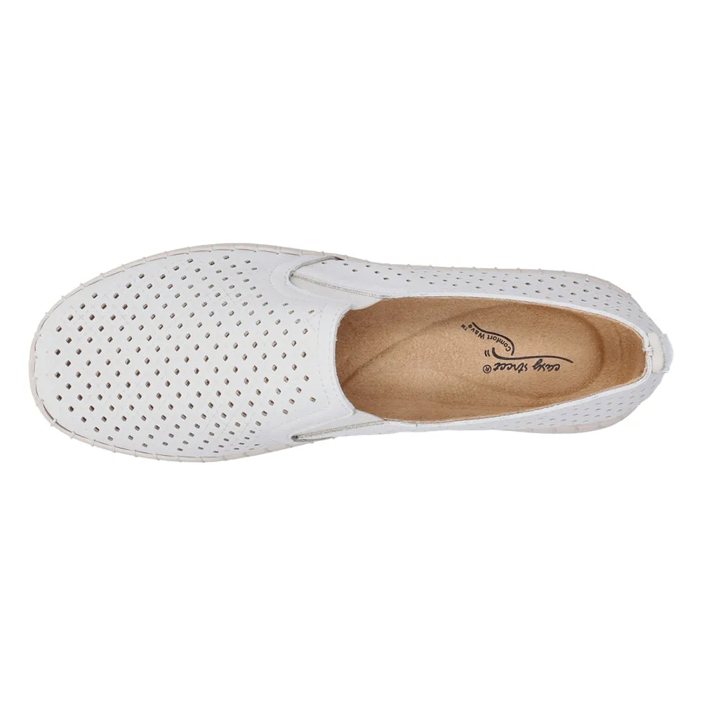 Fresh Cut-Outs Slip On Flats