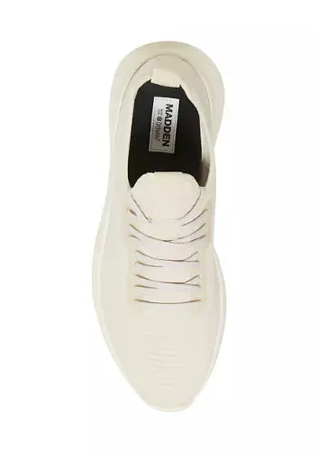 Kandoo Sneaker (Steve Madden)