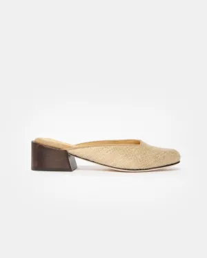 Leblon Mule in Raffia