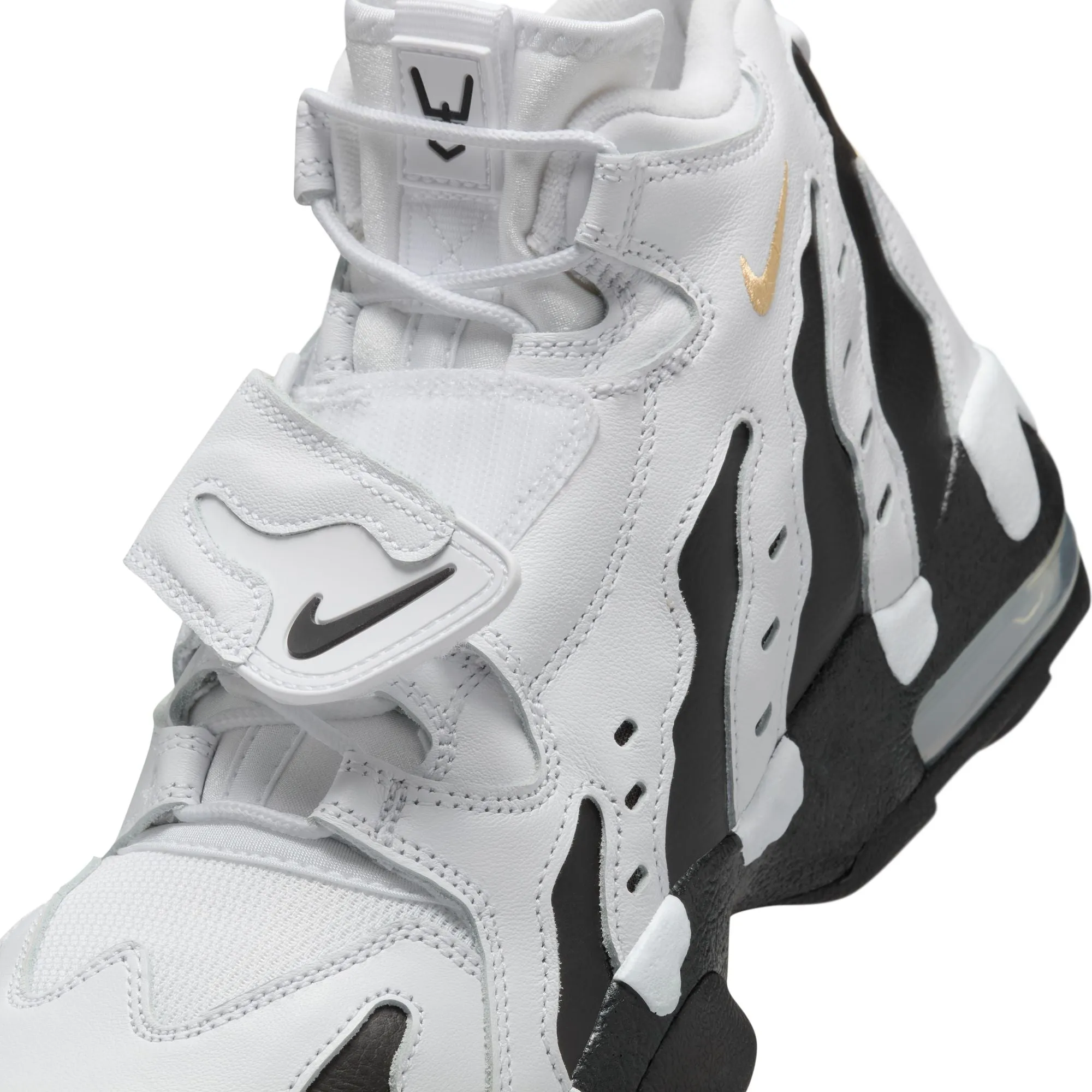 Men's Nike Air Dt Max '96 - WHITE/BLACK-VEGAS GOLD