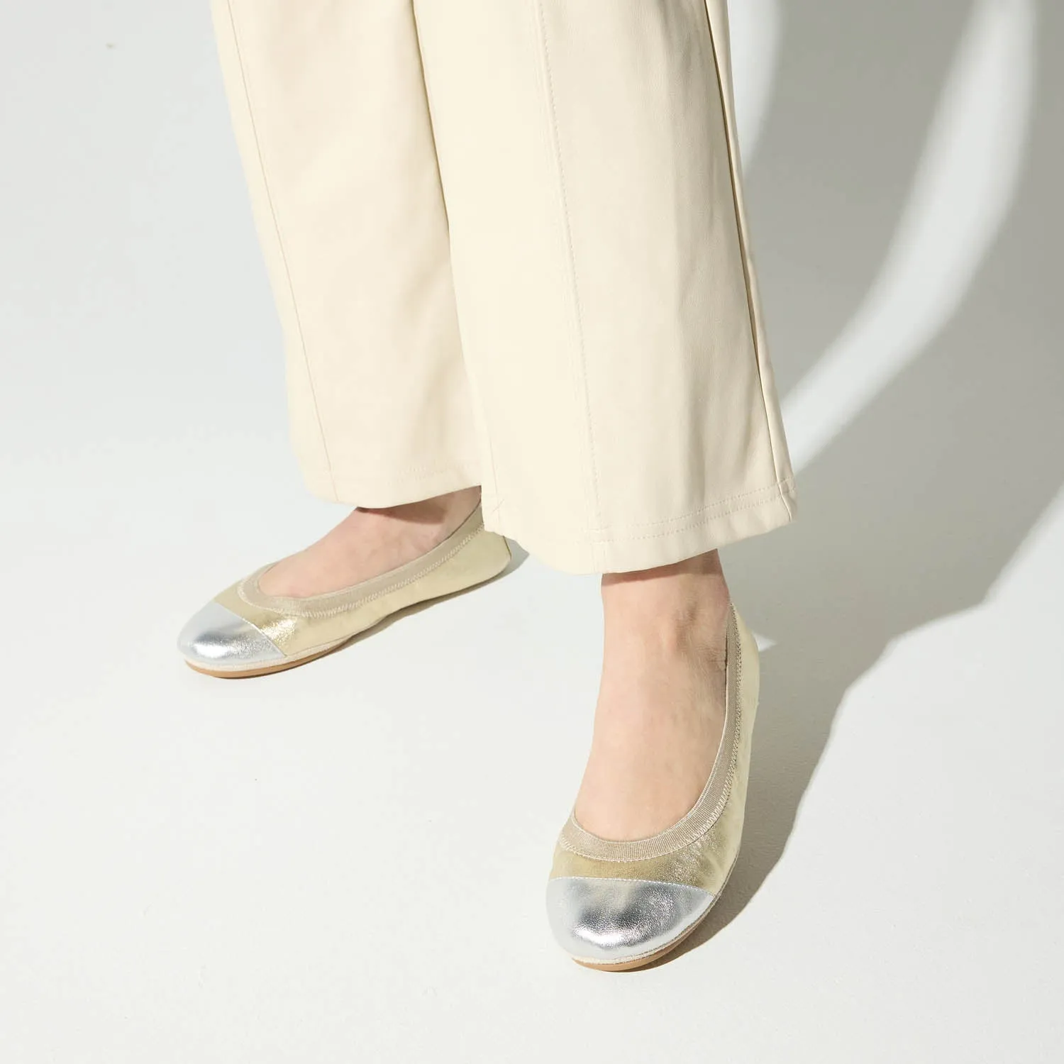 Samantha Foldable Ballet Flat in Gold & Silver